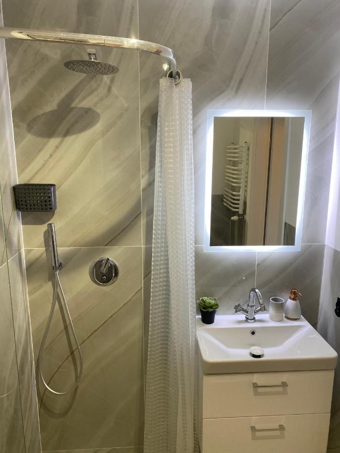 Ferienwohnung Kawalerka Premium B 30M2 - Po Remoncie - Nowa! Warschau Exterior foto